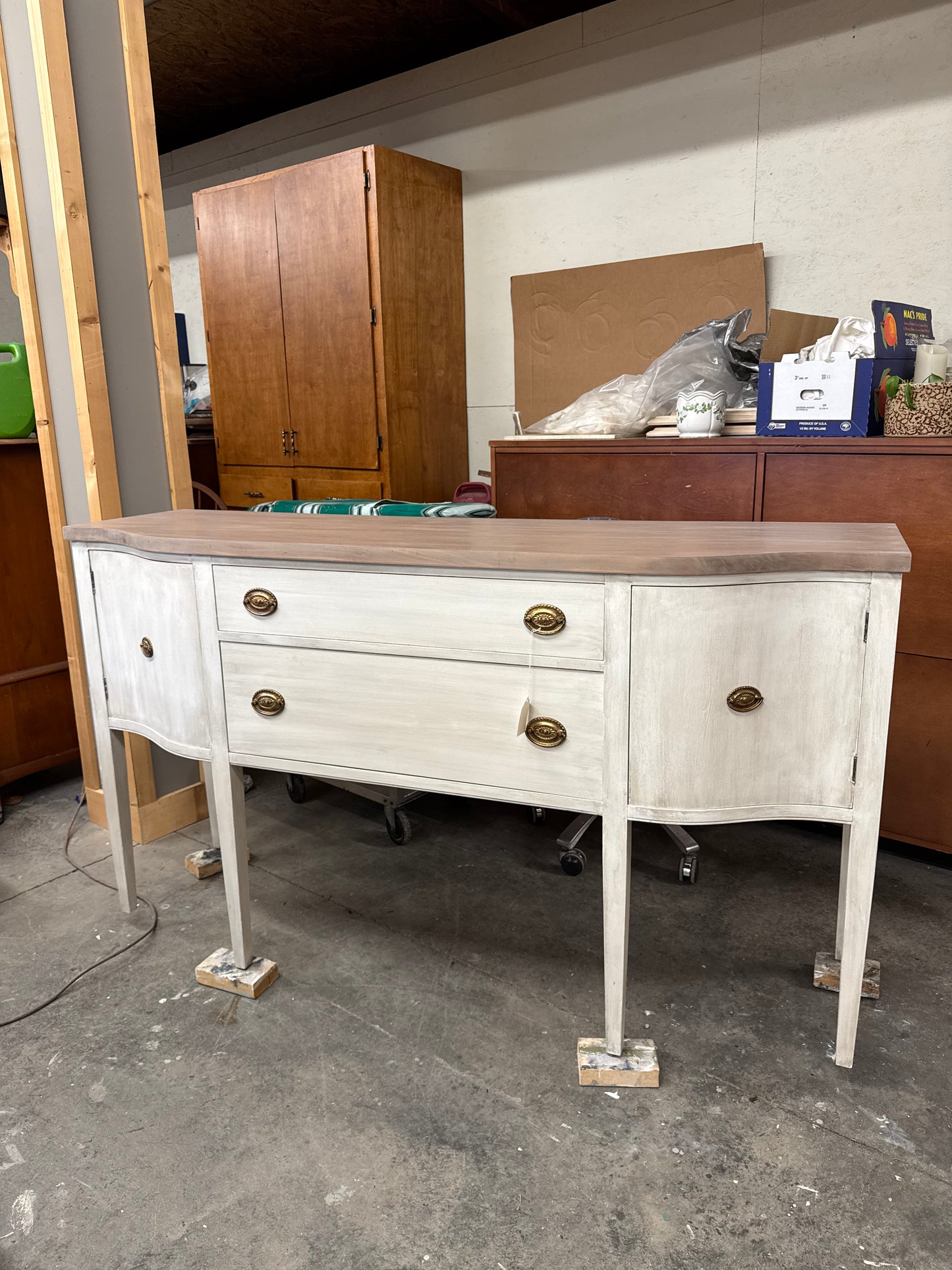 OLD-WHITE-FRENCH-LINEN-WOOD-BUFFET